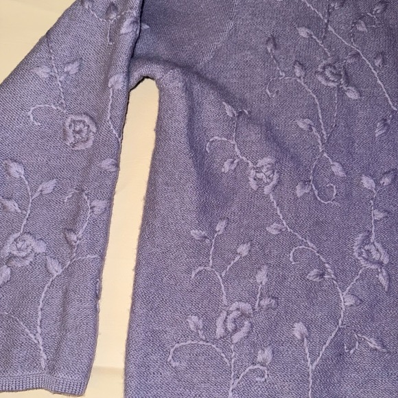 Larry Levine Cardigan Wool knit Sweater Womens Purple Rose Embroidered Button XL - Picture 7 of 9